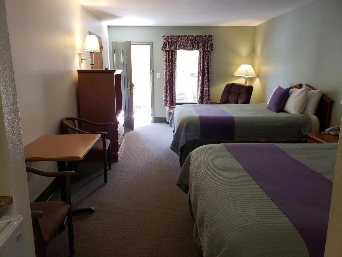 Hot Springs Village Inn Esterno foto